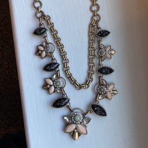 5/$22 Premier Designs statement necklace